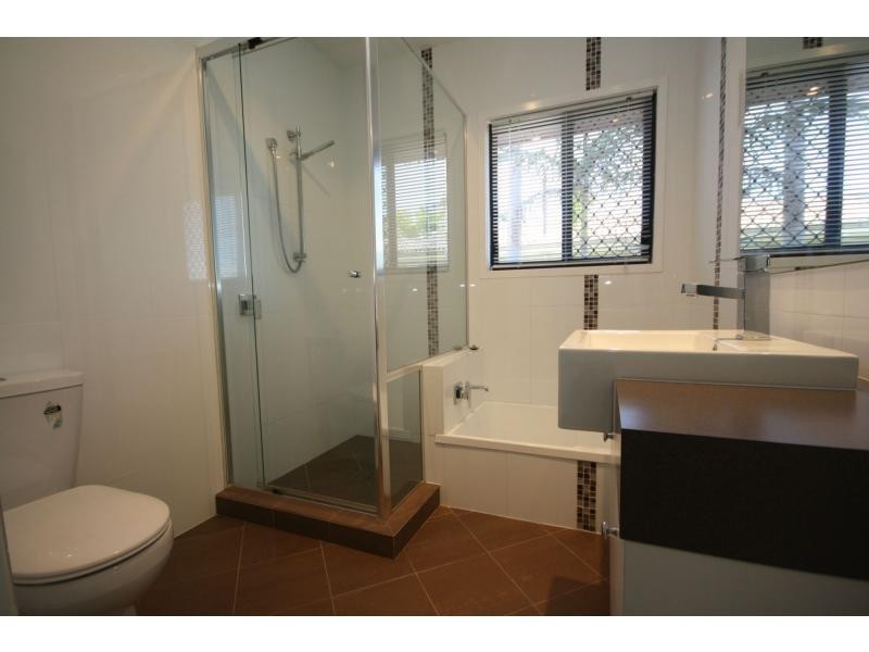 75 Grant Street, Redcliffe QLD 4020