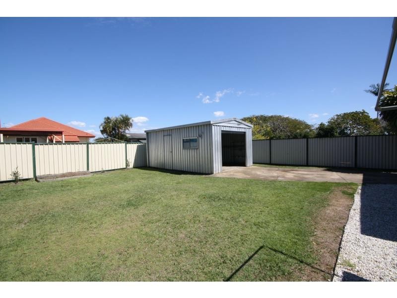 75 Grant Street, Redcliffe QLD 4020