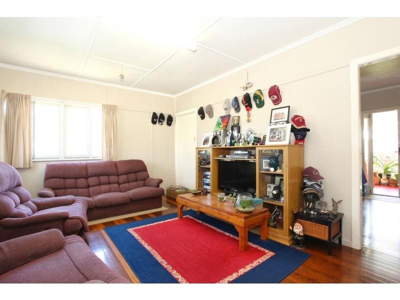 27 Wickham Street, Brighton QLD 4017