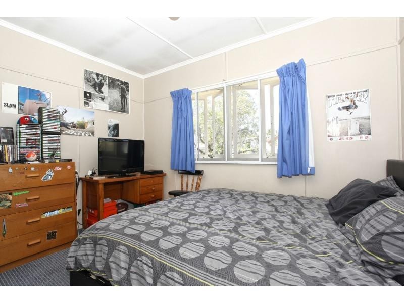 27 Wickham Street, Brighton QLD 4017