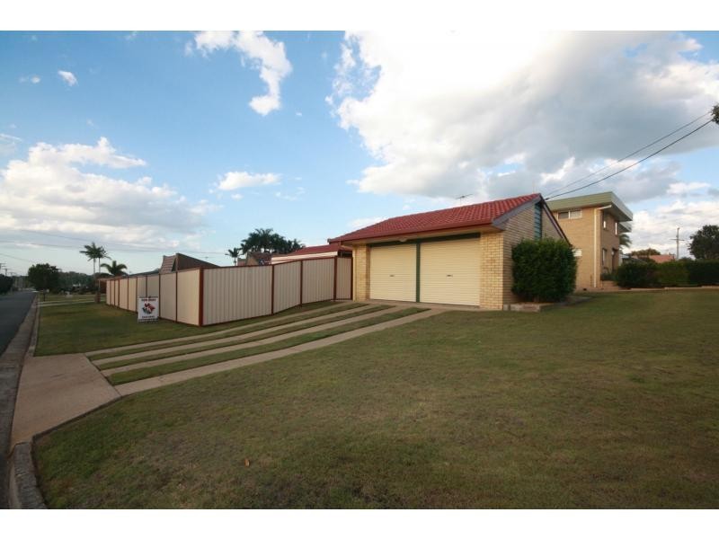 6 Pinewood Street, Redcliffe QLD 4020