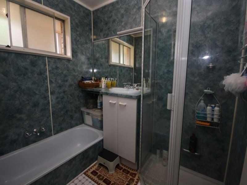 35 Kalimna Drive, Clontarf QLD 4019