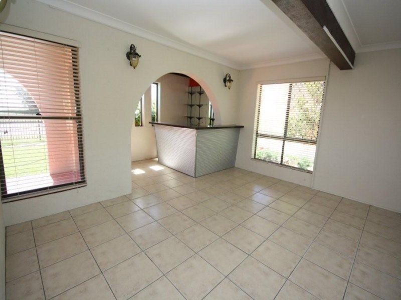 83 Endeavour Esplanade, Newport QLD 4020