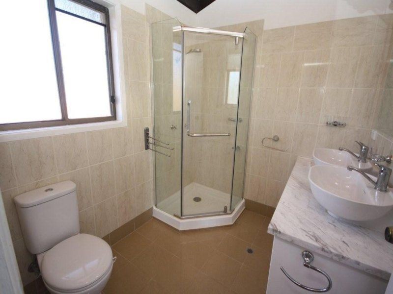 83 Endeavour Esplanade, Newport QLD 4020