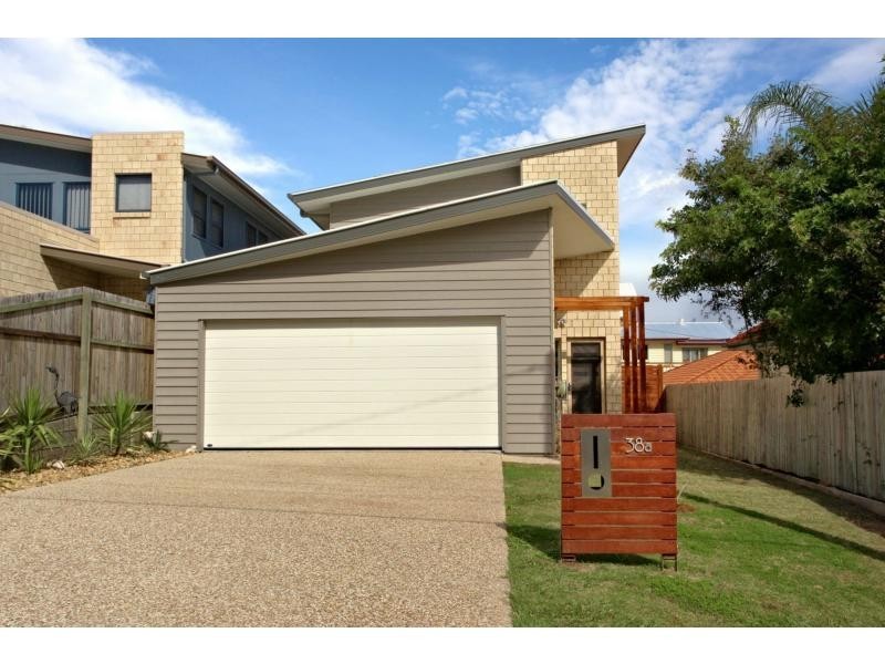 38a Maryborough Terrace, Scarborough QLD 4020