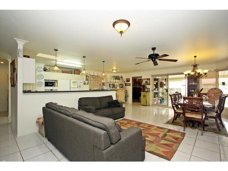 19 Antigua Crescent, Deception Bay QLD 4508