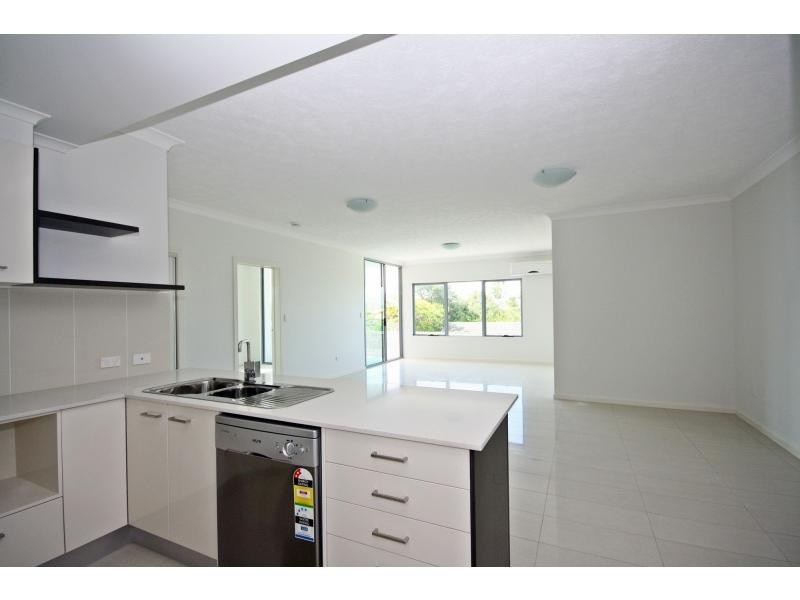 Unit 7/2 Beaconsfield Street, Margate QLD 4019