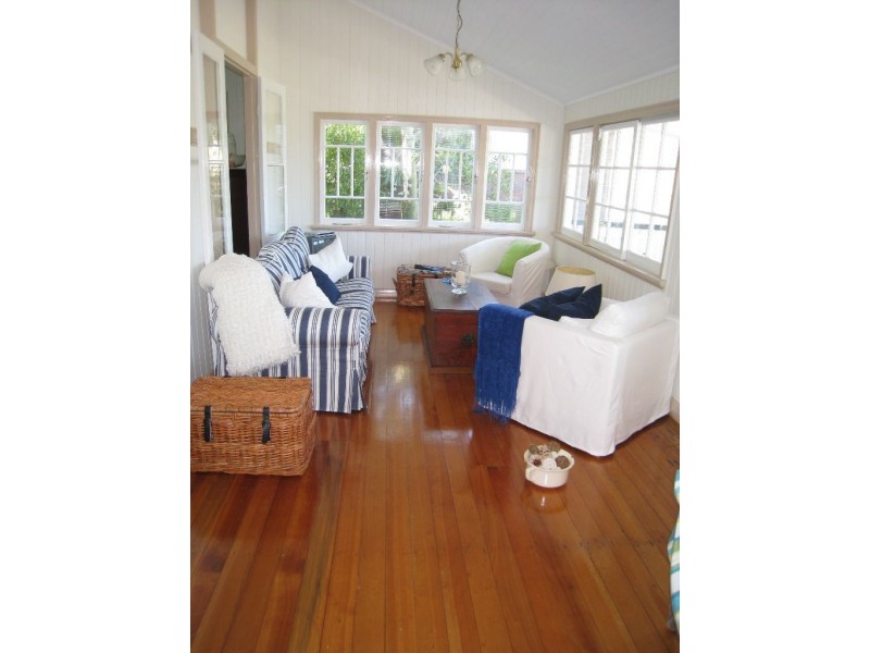 59 Landsborough Avenue, Scarborough QLD 4020
