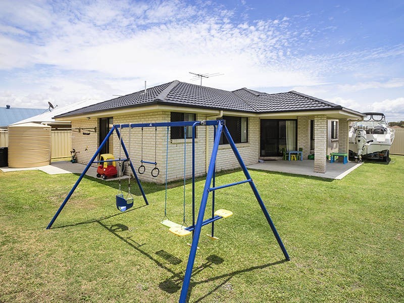 6 Lee Court, Rothwell QLD 4022