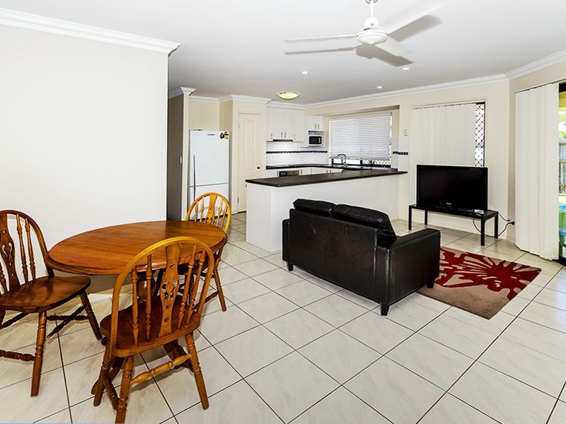 6 Lee Court, Rothwell QLD 4022