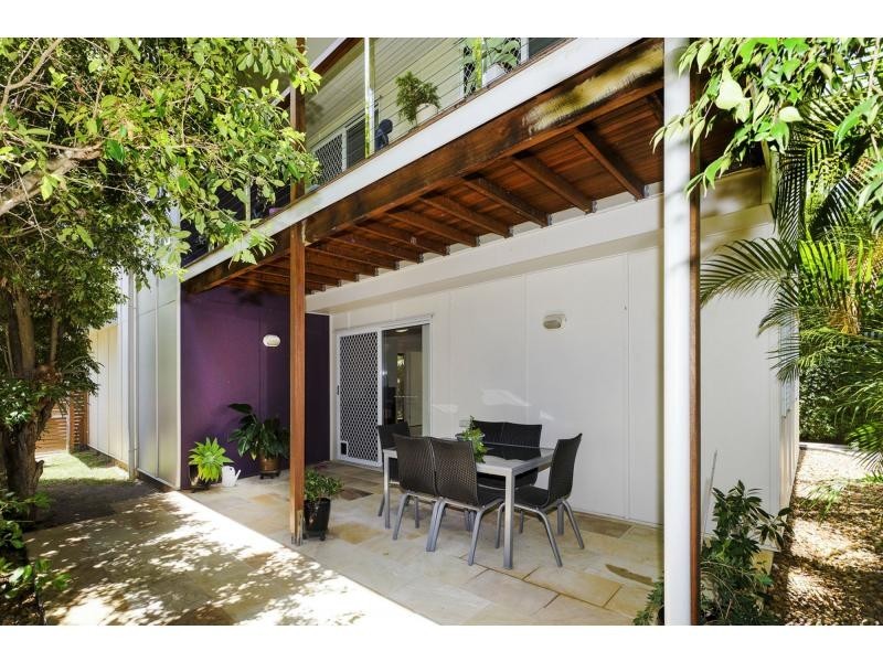 73 Donald Street, Woody Point QLD 4019