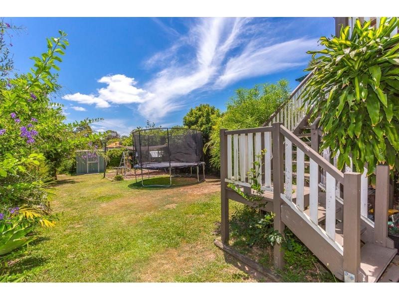 17 Victoria Avenue, Woody Point QLD 4019
