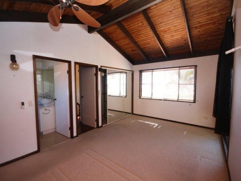 83 Endeavour Esplanade, Newport QLD 4020