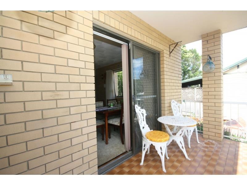 Unit 4/16 Shields Street, Redcliffe QLD 4020