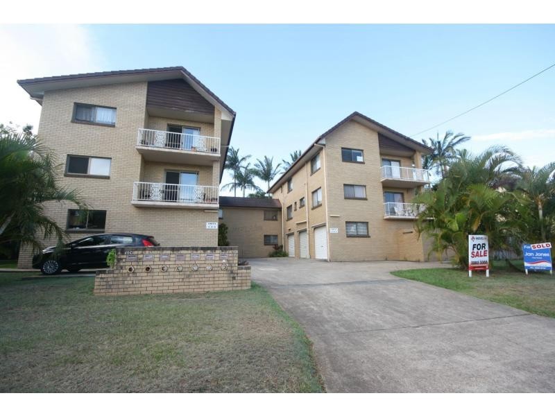 Unit 4/16 Shields Street, Redcliffe QLD 4020