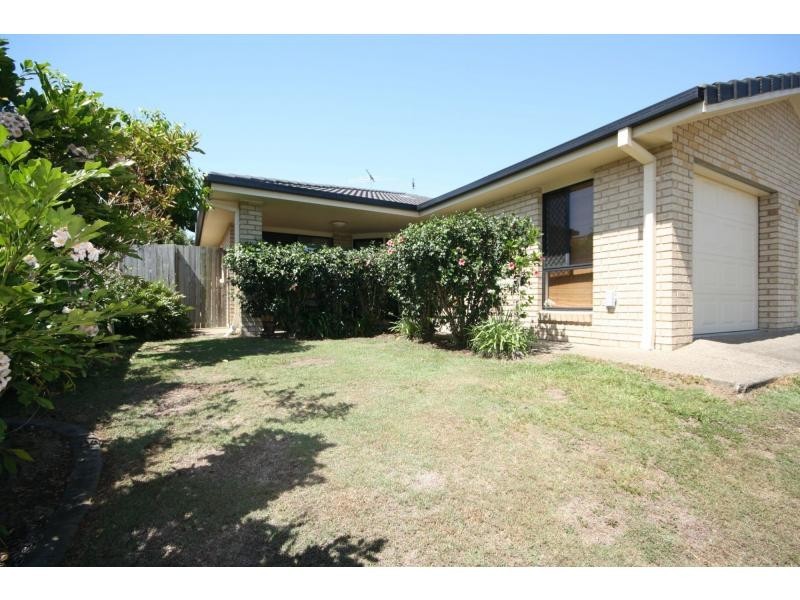 1/8 Adonis Court, Rothwell QLD 4022