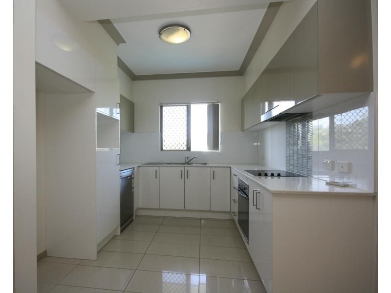 Unit 8/7 Sutton Street, Redcliffe QLD 4020