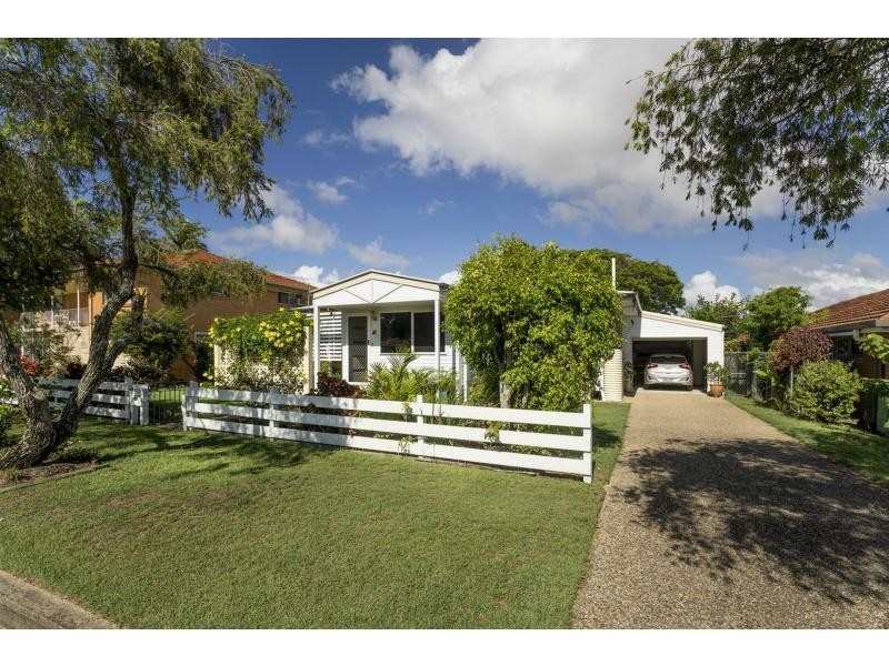 5 Fewings Street, Redcliffe QLD 4020