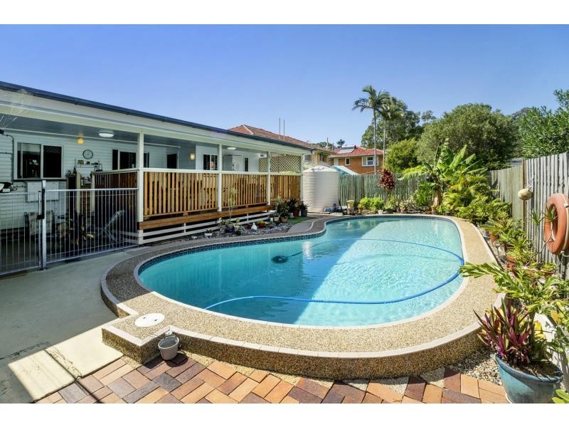 5 Fewings Street, Redcliffe QLD 4020