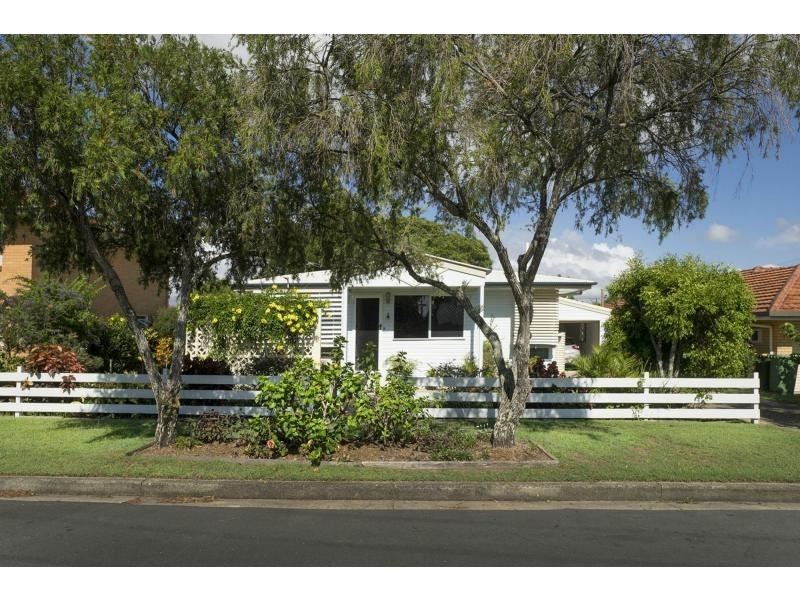 5 Fewings Street, Redcliffe QLD 4020