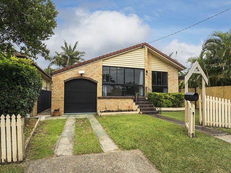 7 Highland Street, Redcliffe QLD 4020