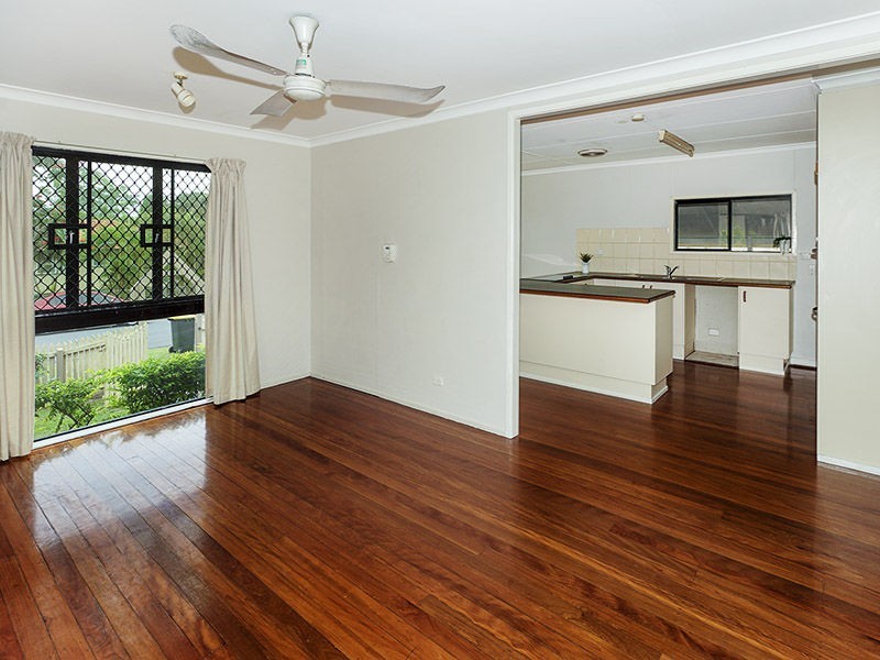 7 Highland Street, Redcliffe QLD 4020