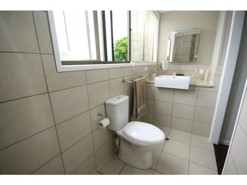 32 Chatham Street, Margate QLD 4019