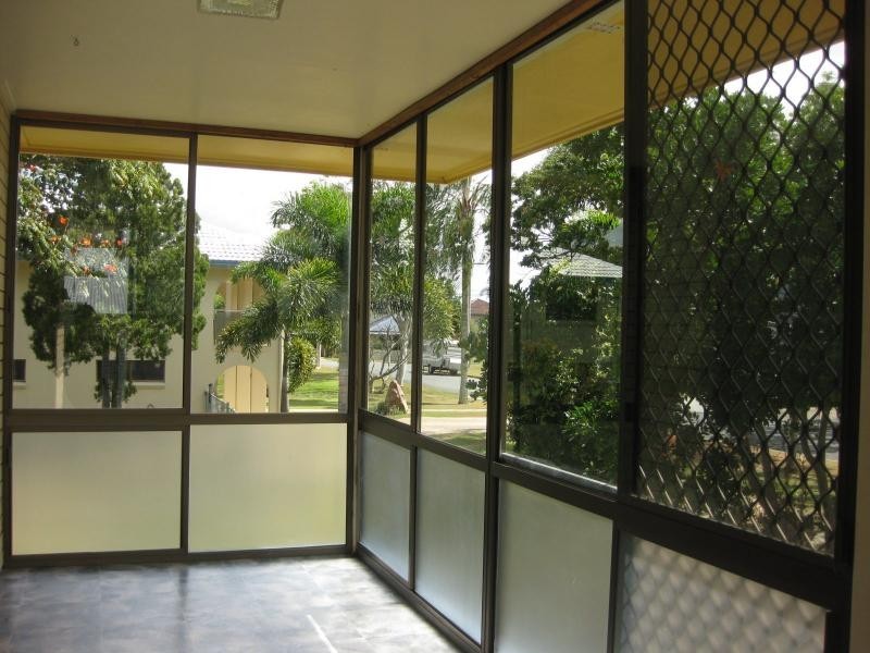 17 Brennan Road, Scarborough QLD 4020