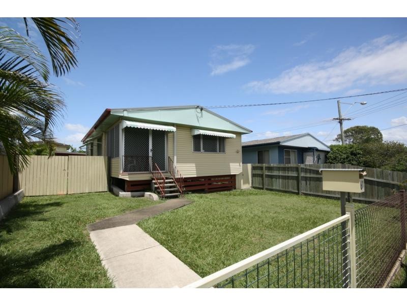 61 Griffith Road, Scarborough QLD 4020