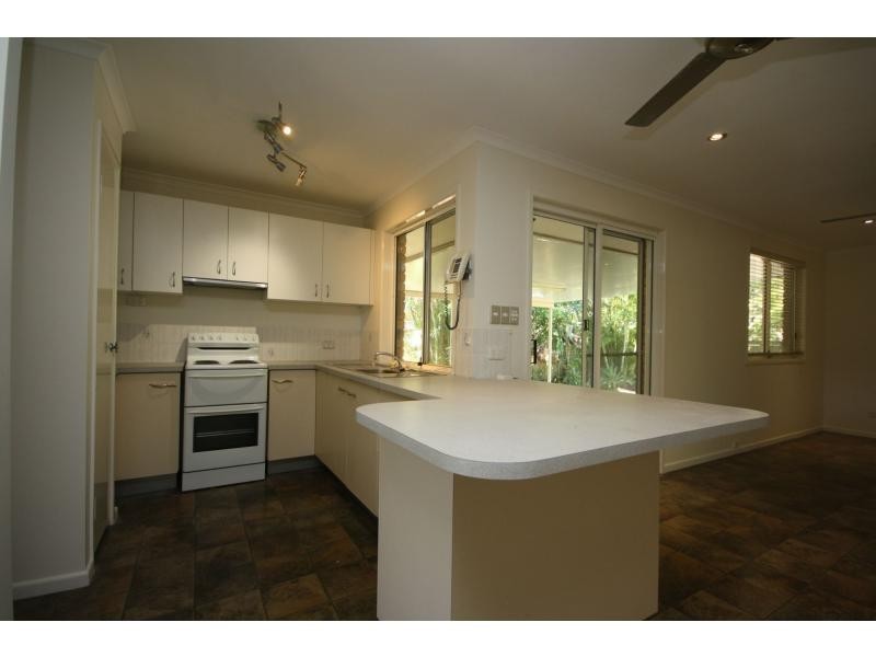 6 Hillier Street, Clontarf QLD 4019