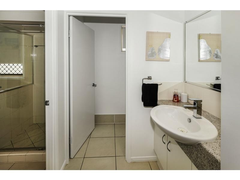 4 Caitlin Court, Rothwell QLD 4022