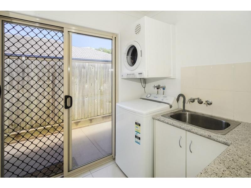 4 Caitlin Court, Rothwell QLD 4022