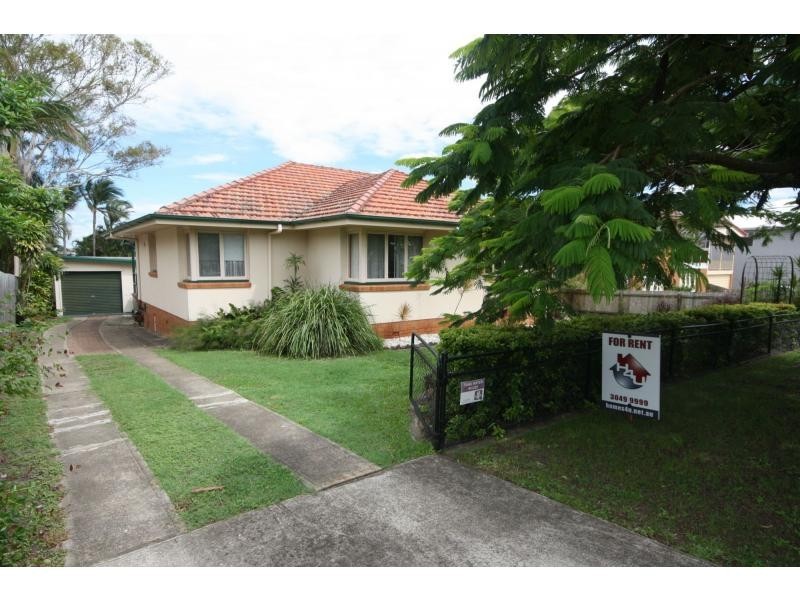 13 Central Avenue, Scarborough QLD 4020