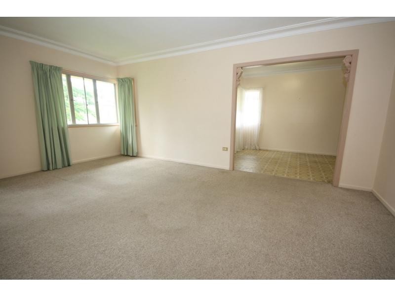 13 Central Avenue, Scarborough QLD 4020