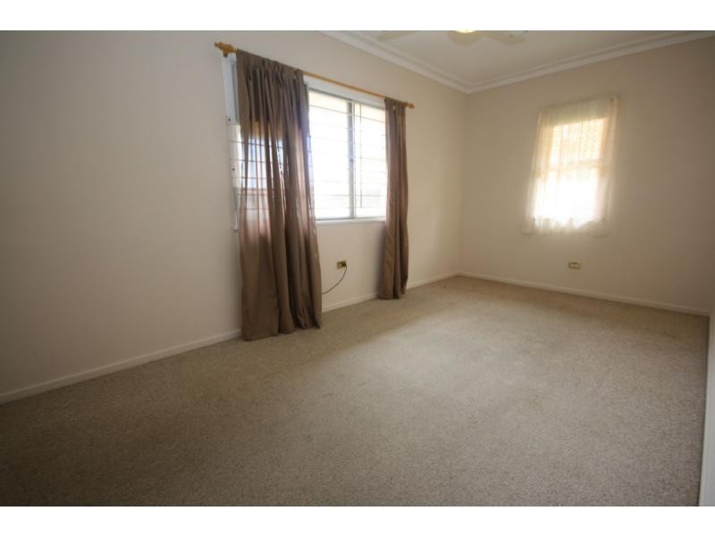 13 Central Avenue, Scarborough QLD 4020