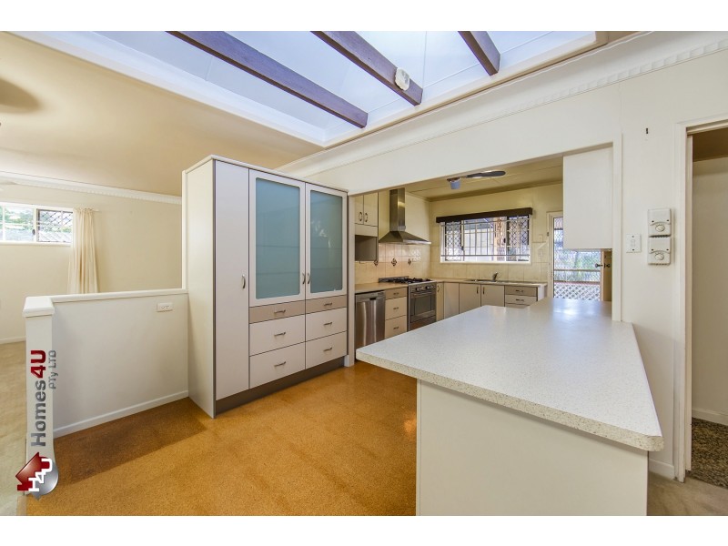 18 Rogers Rd, Clontarf QLD 4019