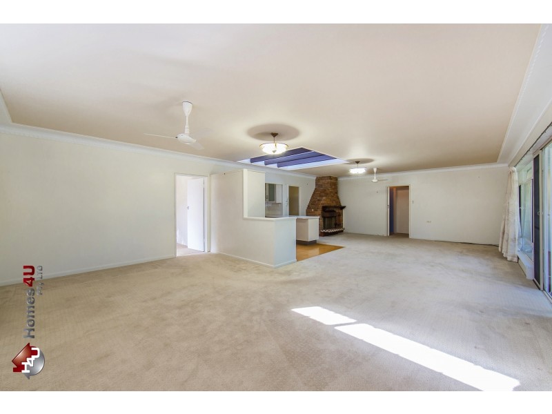 18 Rogers Rd, Clontarf QLD 4019