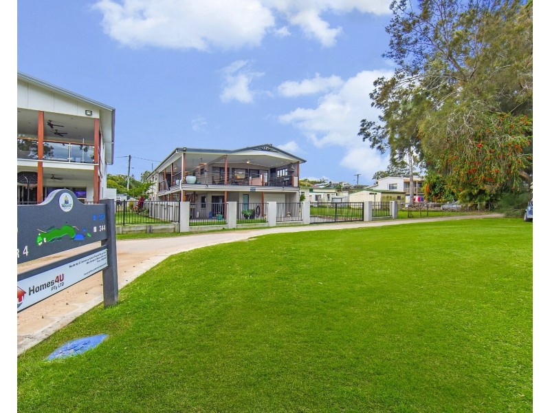 25 Bradley Rd, Clontarf QLD 4019