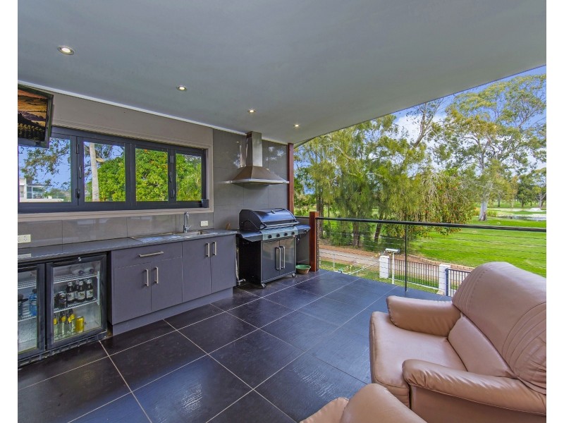 25 Bradley Rd, Clontarf QLD 4019
