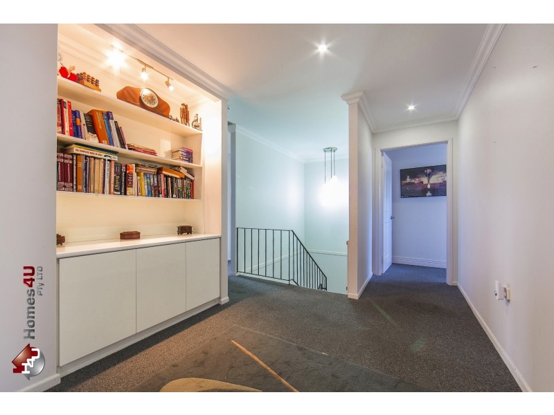 25 Bradley Rd, Clontarf QLD 4019