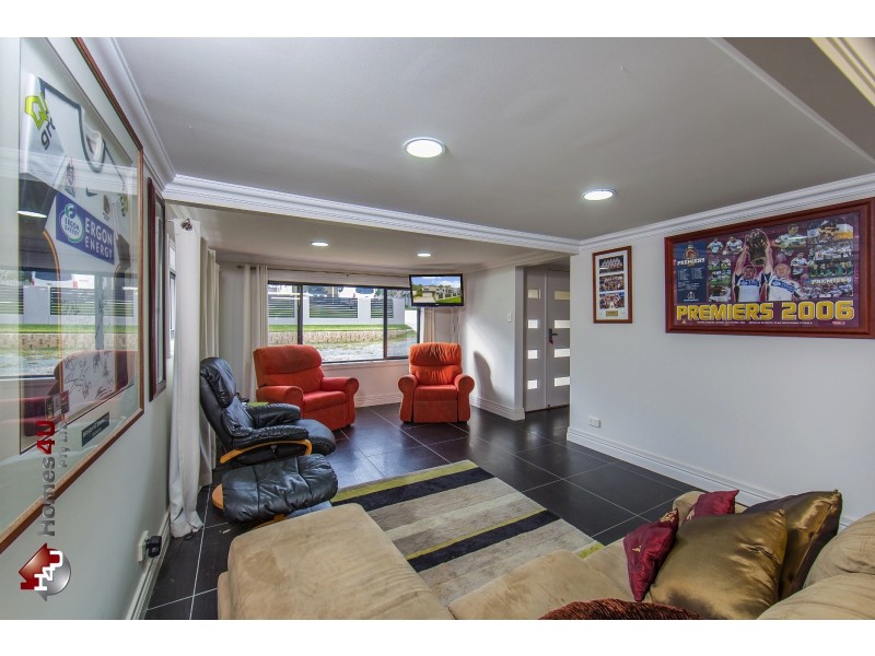25 Bradley Rd, Clontarf QLD 4019