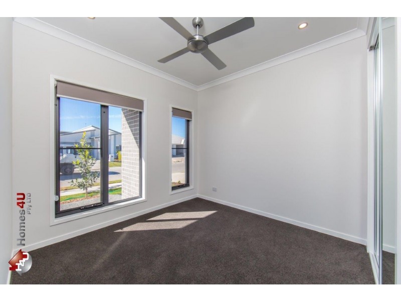 11 Comanche St, Newport QLD 4020