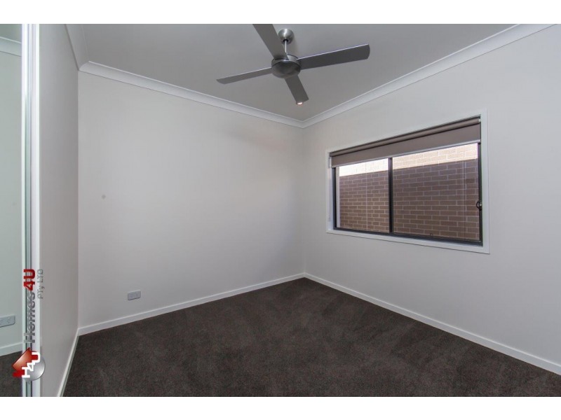 11 Comanche St, Newport QLD 4020