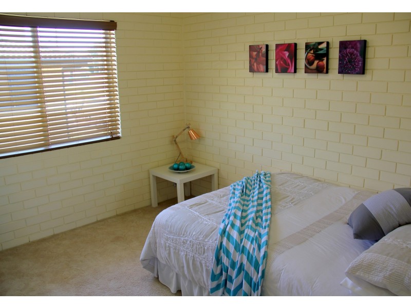 3/22 Lilla St, Woody Point QLD 4019