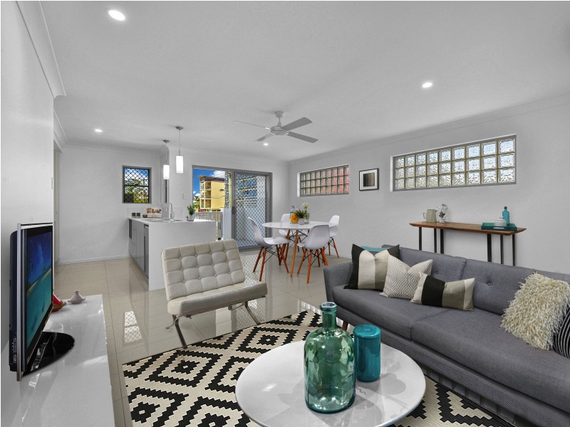 40 Curwen Tce, Chermside QLD 4032