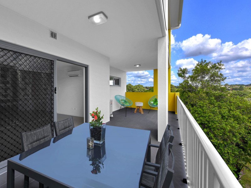 40 Curwen Tce, Chermside QLD 4032