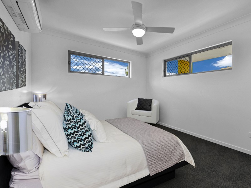 40 Curwen Tce, Chermside QLD 4032