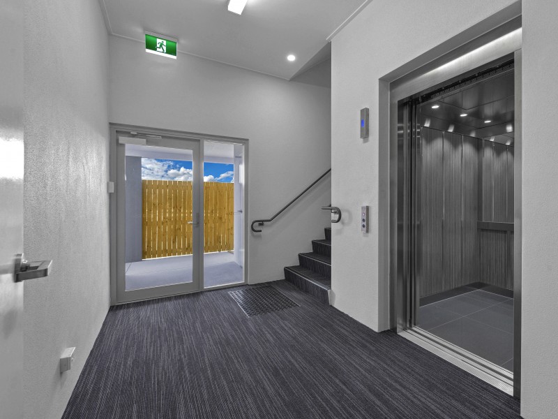 40 Curwen Tce, Chermside QLD 4032