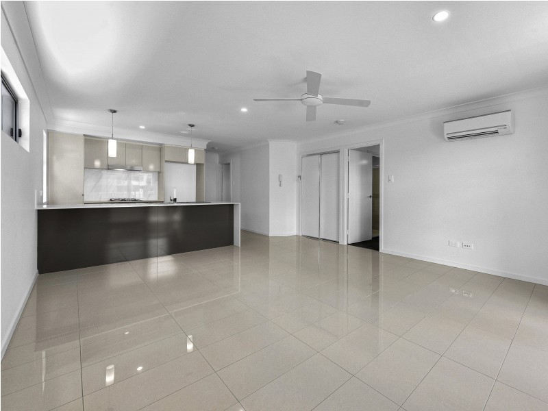 40 Curwen Tce, Chermside QLD 4032