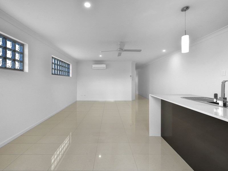 40 Curwen Tce, Chermside QLD 4032